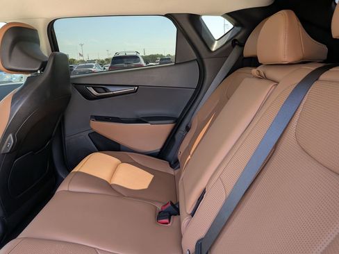 Certified 2025 Kia EV6 Wind RWD image 19