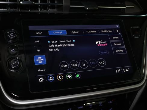 Used 2022 Chevrolet Bolt EUV LT w/ Comfort Package FWD image 28