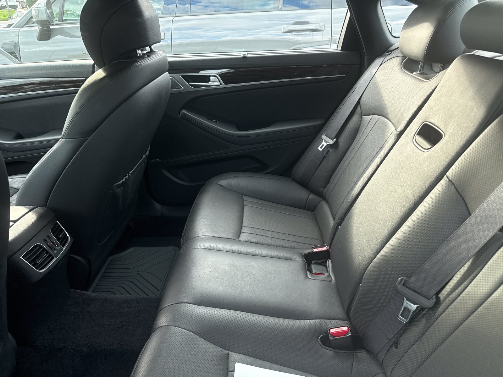 Used 2019 Genesis G80 3.8 w/ Sport Package 02 RWD image 16