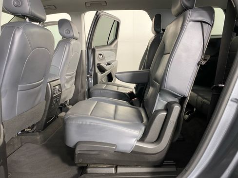 Used 2018 Chevrolet Traverse LT AWD/4WD image 21