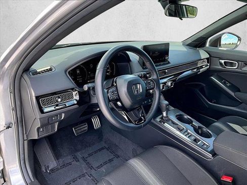 Used 2025 Honda Civic Sport image 14