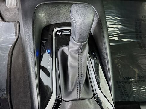 Used 2025 Toyota Corolla SE image 22