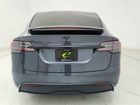 Used 2022 Tesla Model X Base image 5