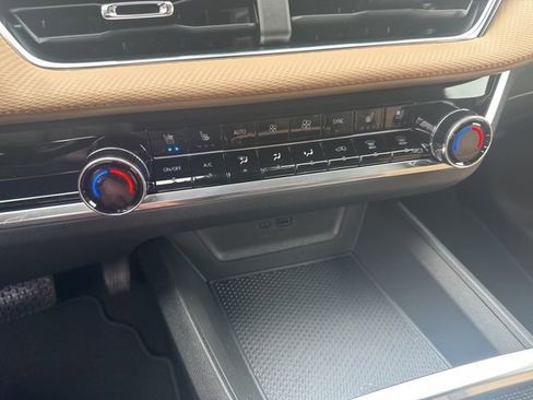 New 2026 Chevrolet Equinox ACTIV w/ Convenience Package III image 23