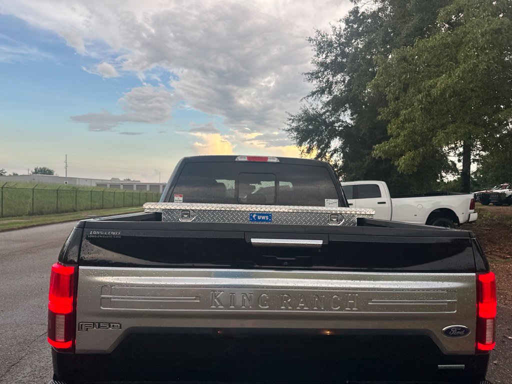 Used 2018 Ford F150 King Ranch w/ Equipment Group 601A Luxury AWD/4WD image 9