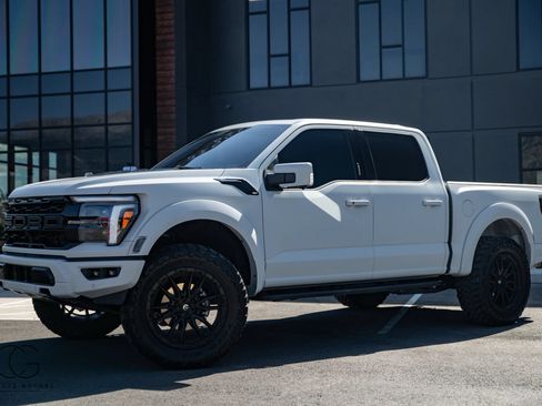 Used 2024 Ford F150 Raptor AWD/4WD image 4