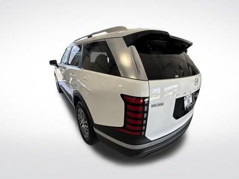 Used 2026 Hyundai Palisade SEL FWD image 5