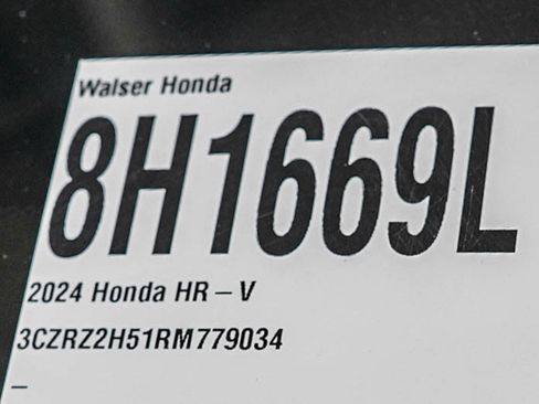 Used 2024 Honda HR-V Sport image 28