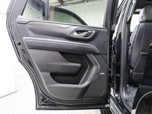 Used 2024 GMC Yukon AT4 w/ AT4 Premium Package AWD/4WD image 25