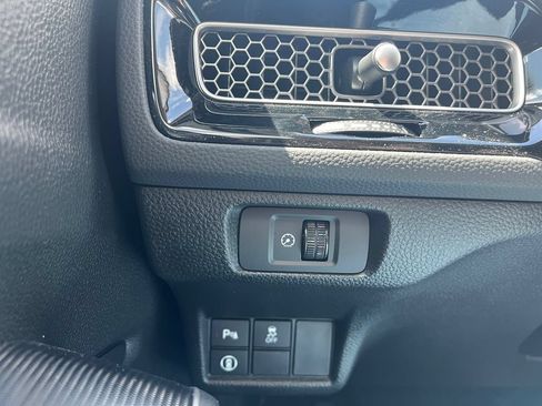 Used 2024 Honda Civic Touring image 17