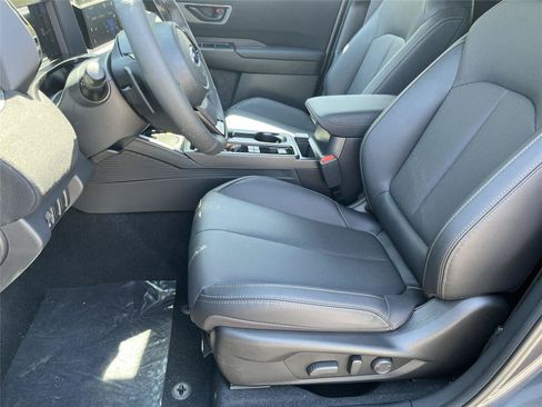 New 2026 Subaru Outback Limited AWD/4WD image 12