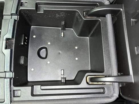 Used 2018 Chevrolet Silverado 1500 LT w/ All Star Edition image 23