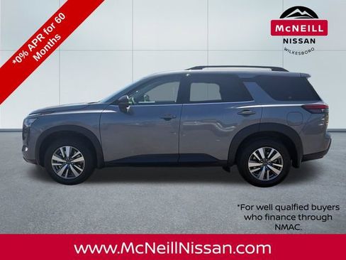 New 2026 Nissan Pathfinder SL AWD/4WD image 4