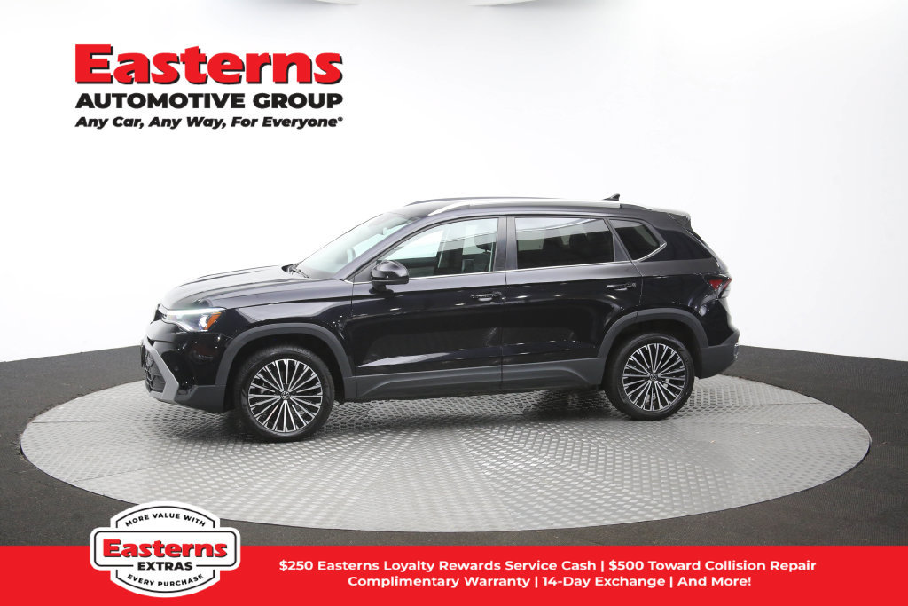 Used 2025 Volkswagen Taos SE FWD image 58