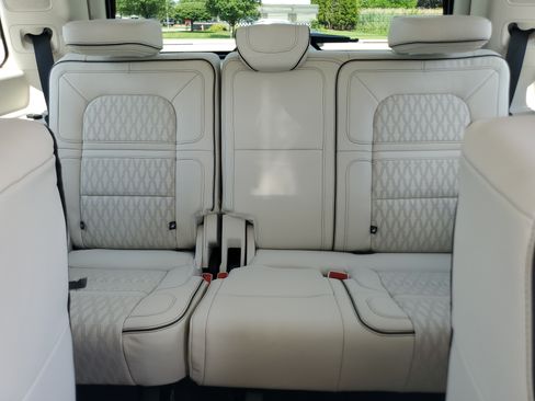 Used 2024 Lincoln Navigator Black Label AWD/4WD image 20