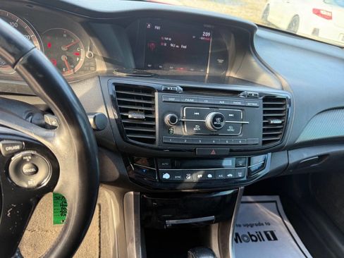 Used 2016 Honda Accord Sport image 8