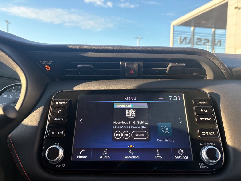 Used 2023 Nissan Kicks SR w/ SR Premium Package FWD image 23