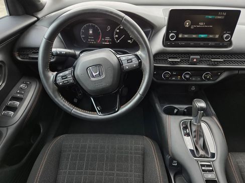 Used 2023 Honda HR-V Sport image 23