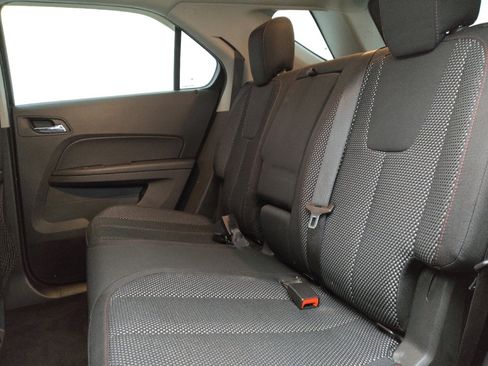 Used 2015 Chevrolet Equinox LT image 18
