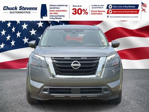 Used 2024 Nissan Pathfinder SV AWD/4WD image 3