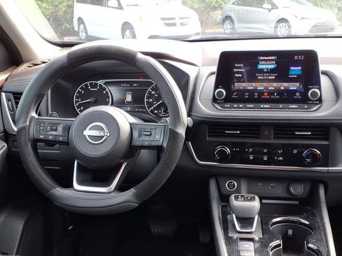 Used 2023 Nissan Rogue S AWD/4WD image 11