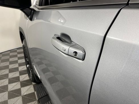 Used 2024 GMC Sierra 1500 Elevation w/ LPO, Elevation Black Package image 13