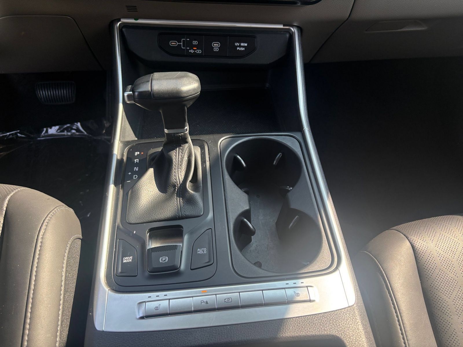 Used 2026 Kia Carnival FWD image 43