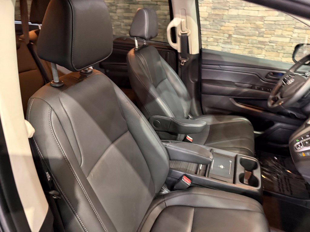 Used 2026 Honda Odyssey EX-L image 3