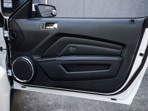 Used 2010 Ford Mustang GT Premium image 68