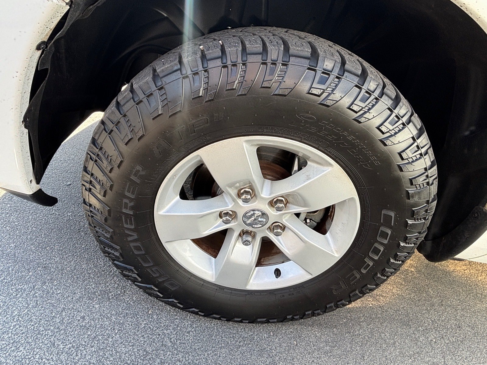Used 2018 RAM 1500 Express RWD image 6