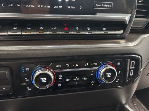 Used 2023 GMC Sierra 1500 SLT w/ SLT Premium Plus Package image 23