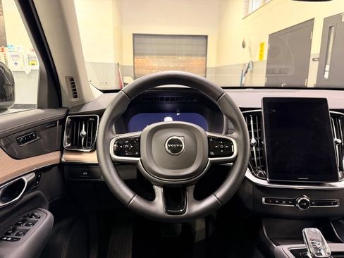 Used 2026 Volvo XC90 B6 Plus AWD/4WD image 23