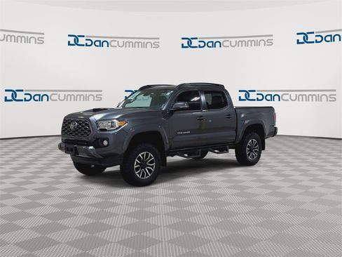 Used 2022 Toyota Tacoma TRD Sport image 4