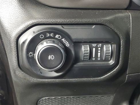 Used 2020 Jeep Wrangler Unlimited Sport S image 13