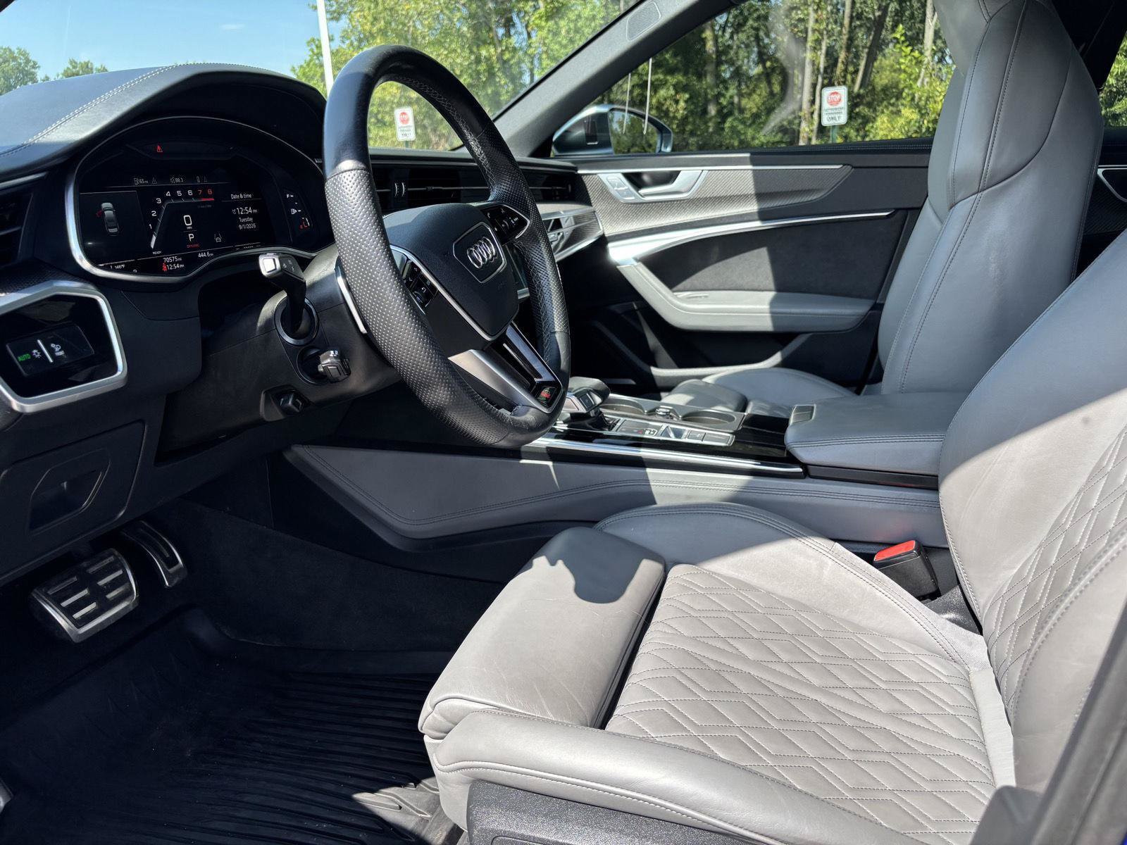 Used 2023 Audi S6 Premium Plus w/ Premium Plus Package AWD/4WD image 17