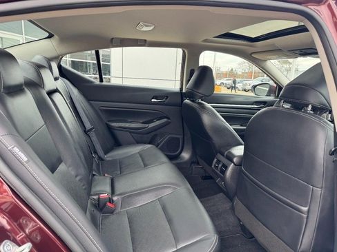 Used 2023 Nissan Altima 2.5 SL image 10