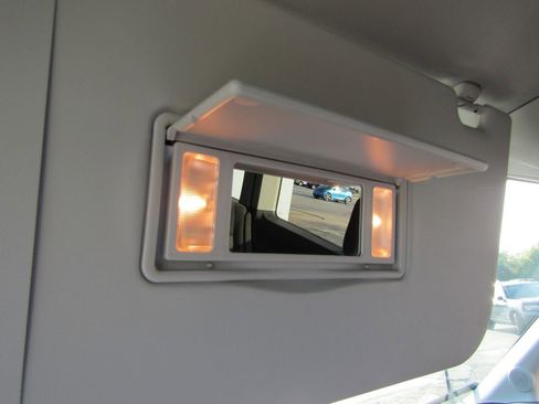 Used 2023 Ford Transit 350 XLT image 29