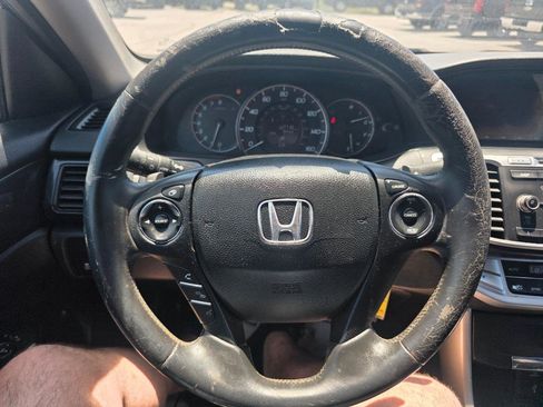 Used 2015 Honda Accord Sport image 13
