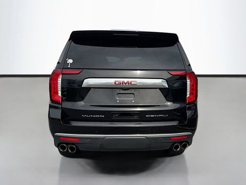 Used 2021 GMC Yukon Denali w/ Denali Premium Package RWD image 6
