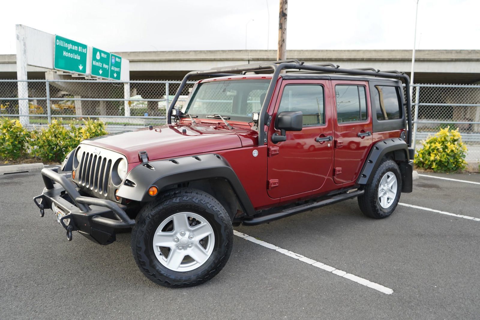 Used 2012 Jeep Wrangler Unlimited Sport AWD/4WD image 3