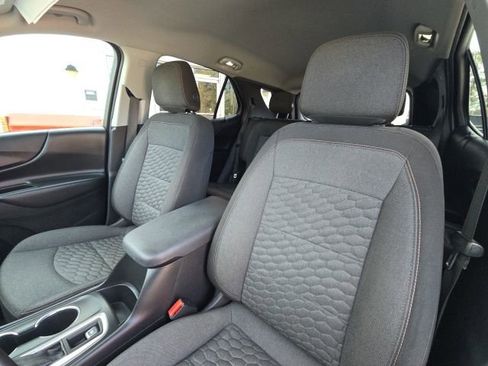 Used 2019 Chevrolet Equinox LT image 22