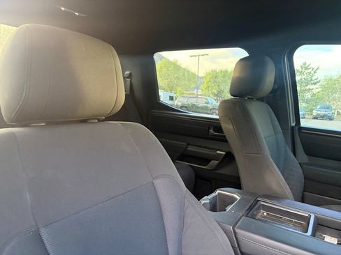Used 2025 Toyota Tundra SR5 w/ SR5 Convenience Package AWD/4WD image 13
