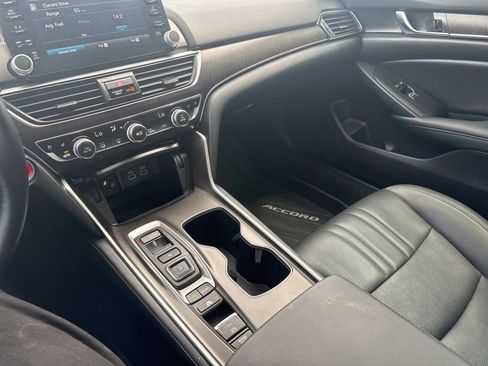 Used 2022 Honda Accord Touring image 23
