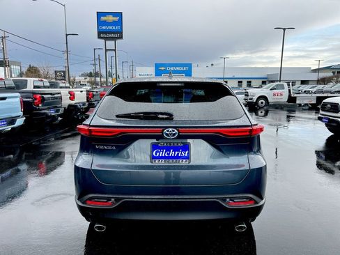 Used 2024 Toyota Venza LE image 26