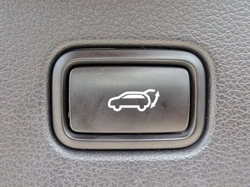 Used 2022 Hyundai Palisade Calligraphy image 14