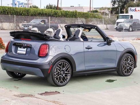 Used 2026 MINI Cooper S FWD image 13