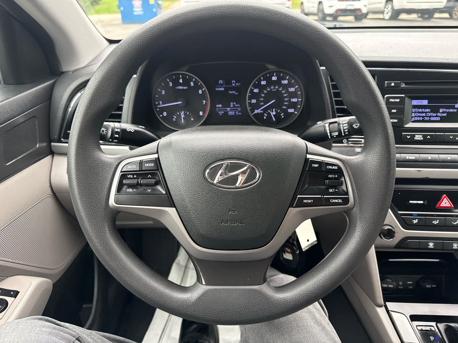 Used 2017 Hyundai Elantra SE FWD image 19