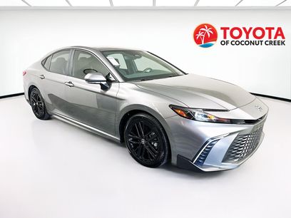 Used 2025 Toyota Camry SE w/ Convenience Package