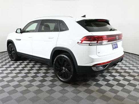 Used 2024 Volkswagen Atlas Cross Sport SE w/ Black Wheel Package AWD/4WD image 7