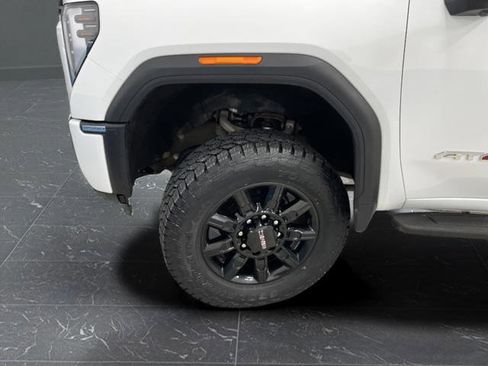 Used 2024 GMC Sierra 2500 AT4 w/ AT4 Preferred Package image 43